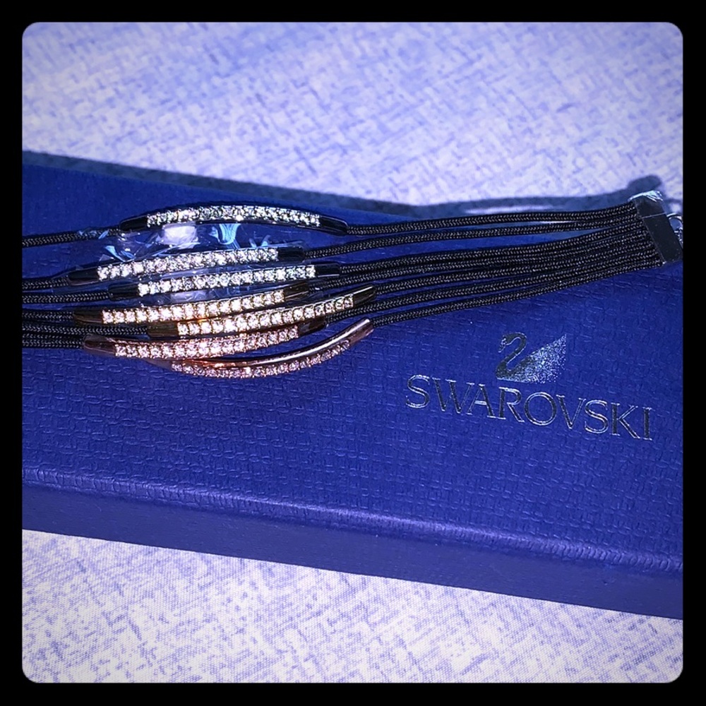 NWOT Swarovski tri-color wrap bracket